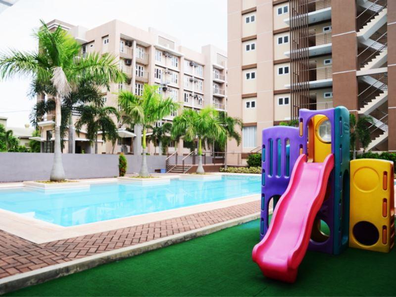 Cainta Stradella Hotel מראה חיצוני תמונה
