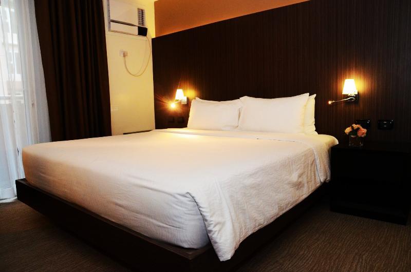 Cainta Stradella Hotel מראה חיצוני תמונה